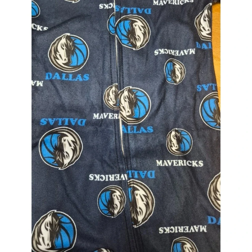 Dallas Mavericks Infant Team Raglan Full-Zip Sleeper -One Piece  Navy NEW 12M